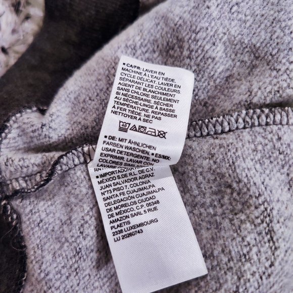 Amazon Essentials Women's French Terry Fleece Short Charcoal Heather - Picture 4 of 5